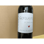 wijn met een persoonlijk etiket cahier rood